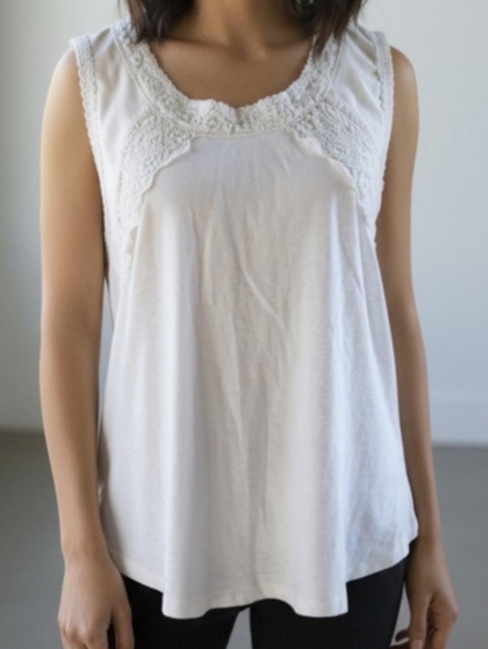 J Crew Lace Trim Cream Tank Top - L